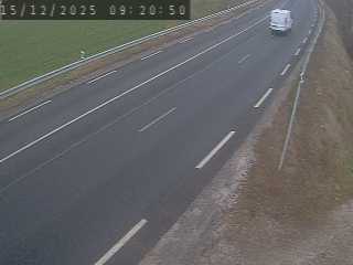 <h2>Webcam routière du col de Fix-Saint-Geneys en Haute-Loire, sur la N102 à 1000 mètres d'altitude</h2>