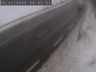 Webcam routière du col de Fix-Saint-Geneys en Haute-Loire, sur la N102 à 1000 mètres d'altitude