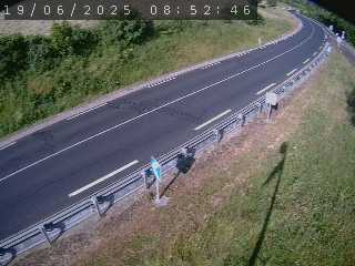 Webcam routière au niveau de Fix-Saint-Geneys en Haute-Loire, sur la N102 à 1075 mètres d'altitude