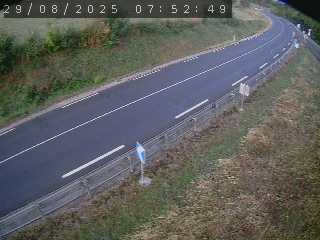<h2>Webcam routière au niveau de Fix-Saint-Geneys en Haute-Loire, sur la N102 à 1075 mètres d'altitude</h2>