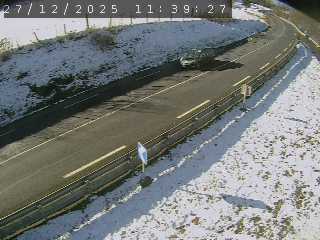 <h2>Webcam routière au niveau de Fix-Saint-Geneys en Haute-Loire, sur la N102 à 1075 mètres d'altitude</h2>