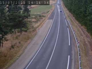 Webcam routière au niveau du lieu-dit de Peyrebeille dans la commune de Lanarce en Ardèche à 1282 mètres d'altitude