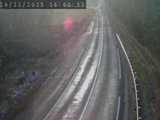 Webcam routière au niveau du lieu-dit de Peyrebeille dans la commune de Lanarce en Ardèche à 1282 mètres d'altitude