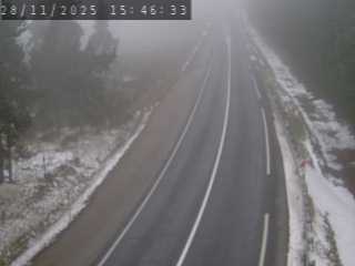 Webcam routière au niveau du lieu-dit de Peyrebeille dans la commune de Lanarce en Ardèche à 1282 mètres d'altitude